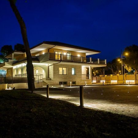 פסקרה Aurum Suites מראה חיצוני תמונה