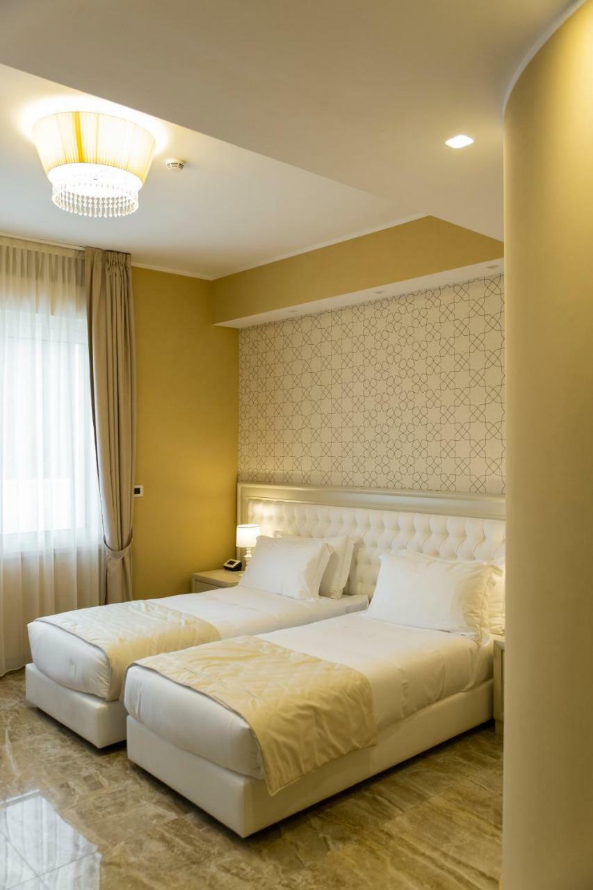 פסקרה Aurum Suites מראה חיצוני תמונה