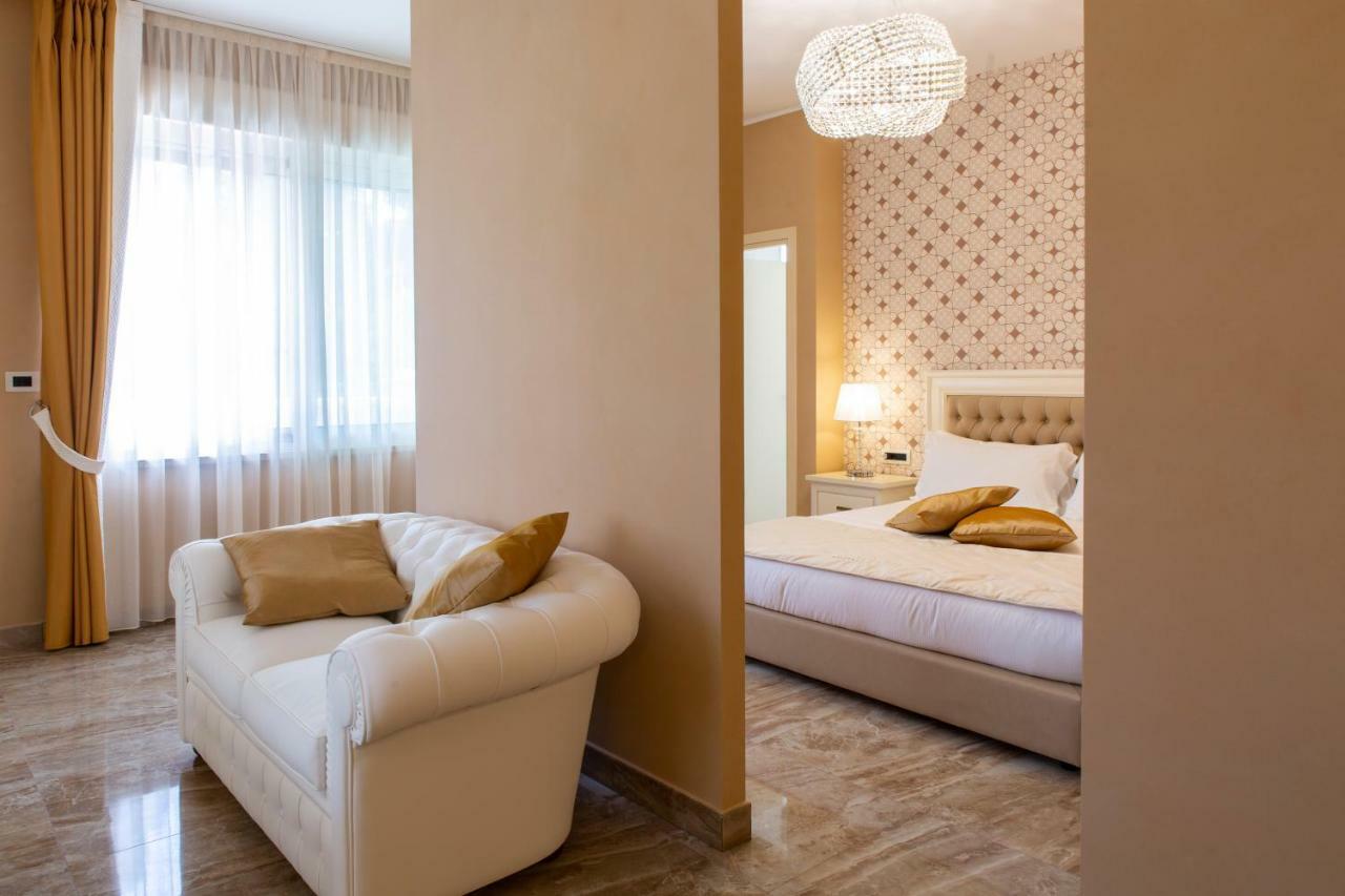 פסקרה Aurum Suites מראה חיצוני תמונה