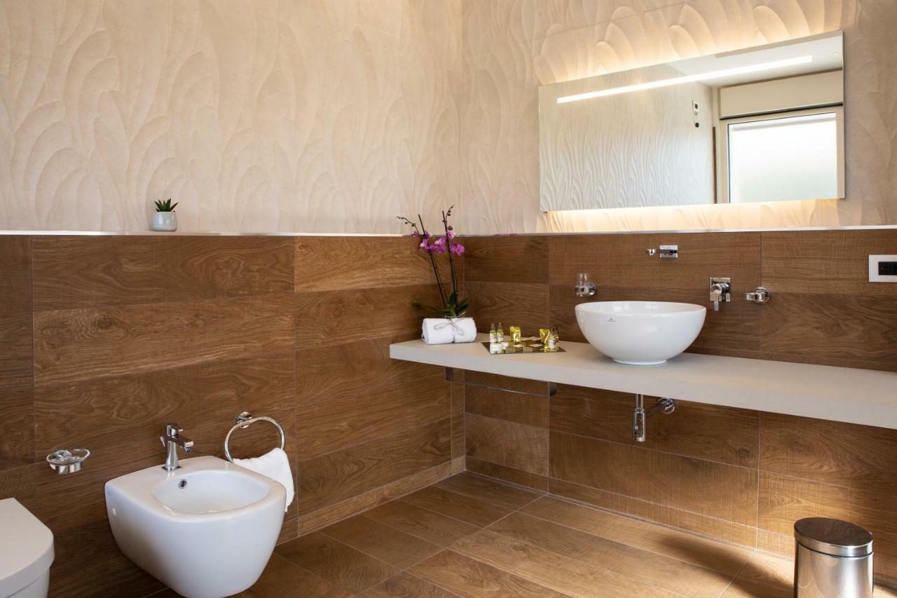 פסקרה Aurum Suites מראה חיצוני תמונה
