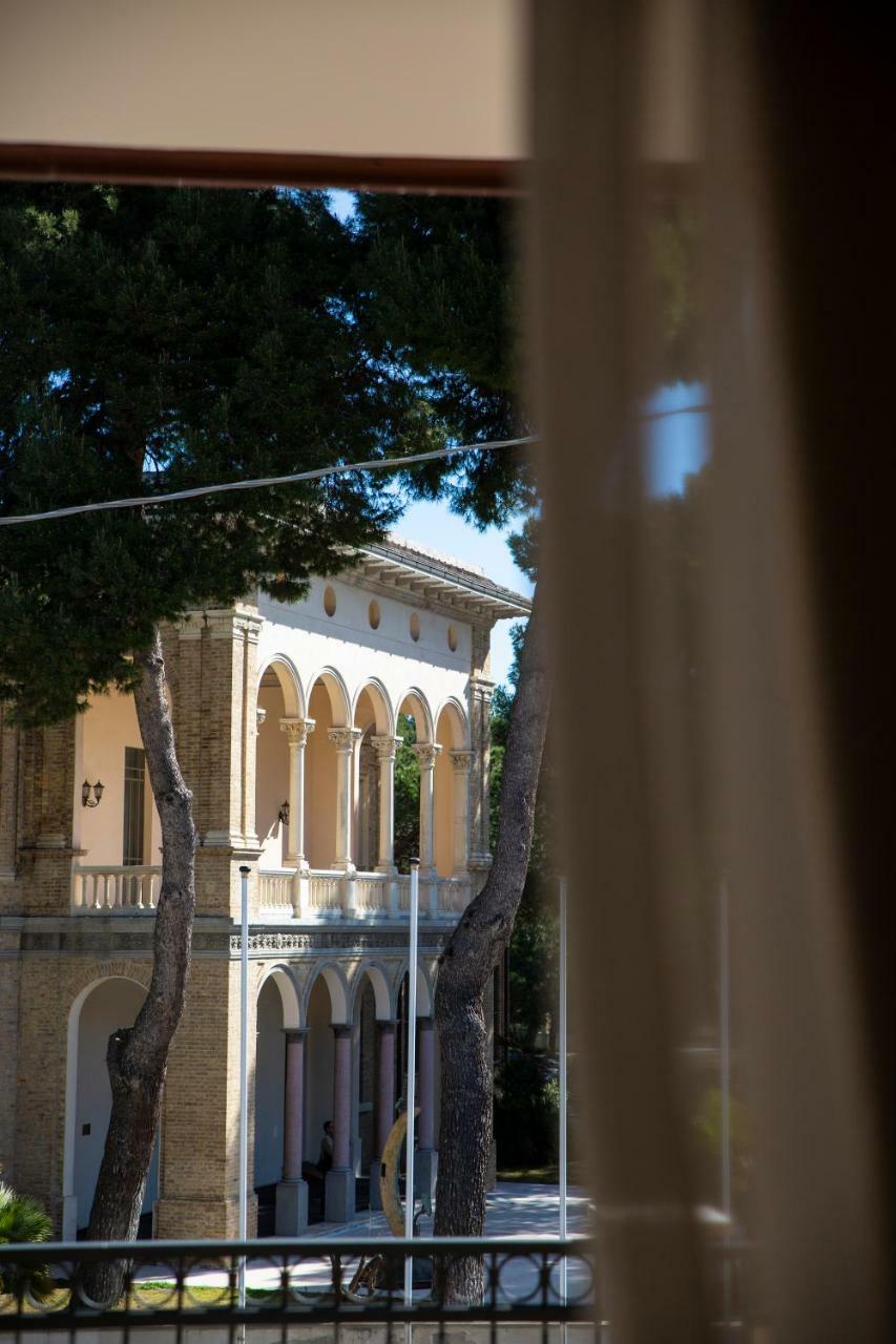 פסקרה Aurum Suites מראה חיצוני תמונה