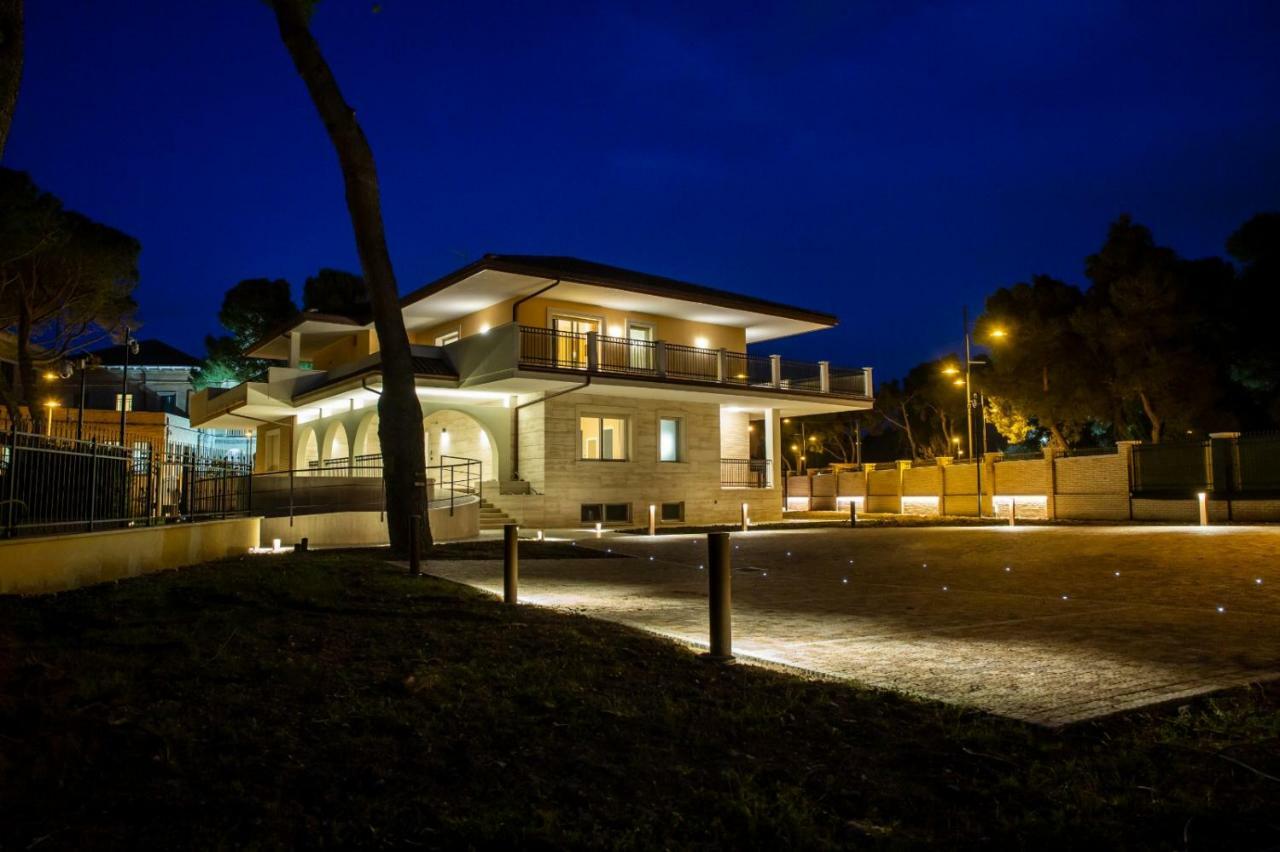 פסקרה Aurum Suites מראה חיצוני תמונה