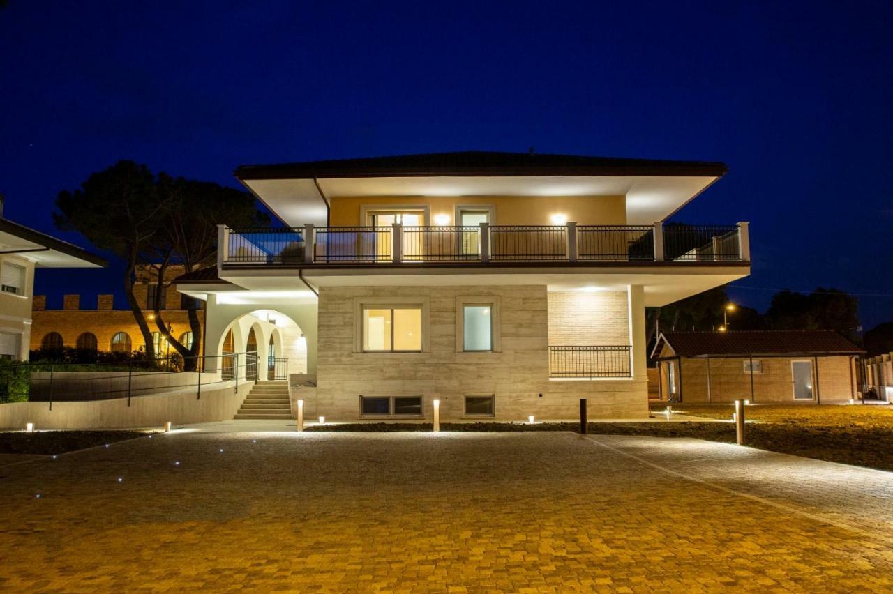 פסקרה Aurum Suites מראה חיצוני תמונה